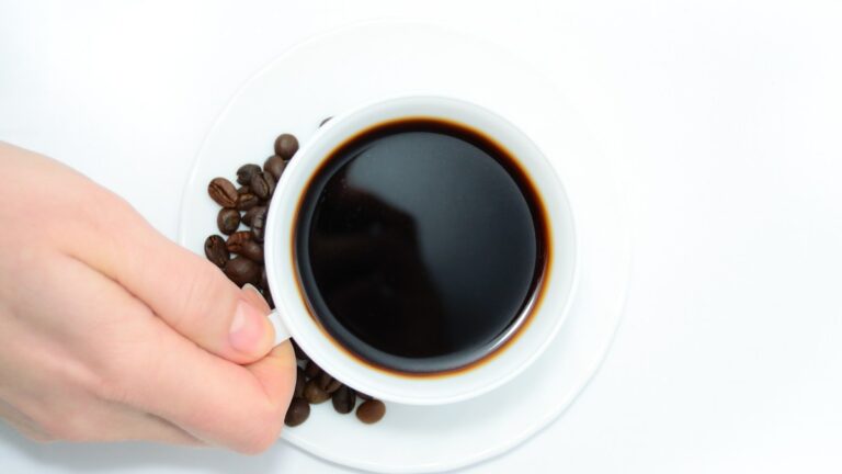 Schwarzer Kaffee: 7 beliebte Arten ihn zuzubereiten