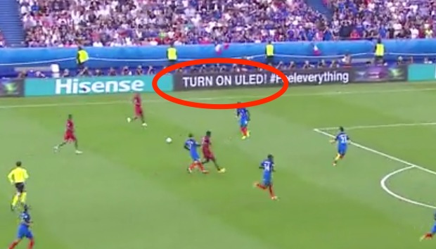 Hisense-ULED-Werbung. Etwa alle fünf Minuten in jedem EM-Spiel zu sehen. Bildquelle: ARD/UEFA