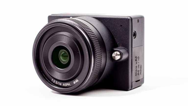 Z Camera E1: Winzige 4K-Kamera mit Wechselobjektiven