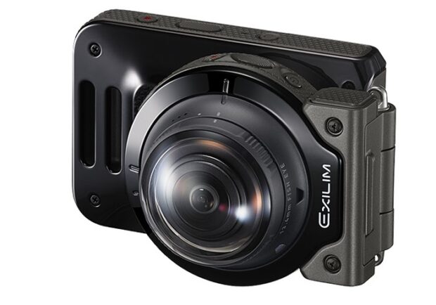 Casio EX-FR 200: Sieht wie eine normale Kompaktkamera aus. (Foto: Casio)