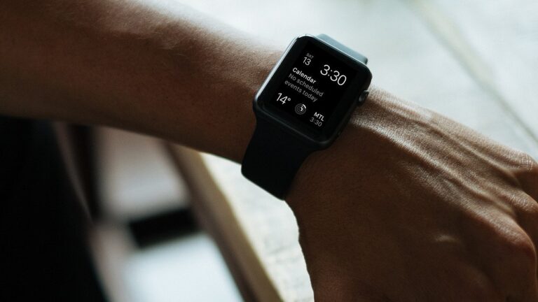 Watch OS, Android Wear oder Tizen – was so auf der Smartwatch läuft