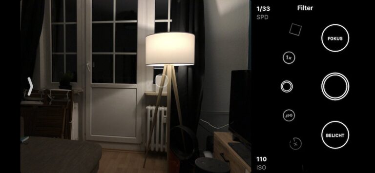 Bildbearbeitung wie hier mit der App Obscura 2 auf dem iPhone X: Viel angenehmer auf einem Smartphone mit großem Display