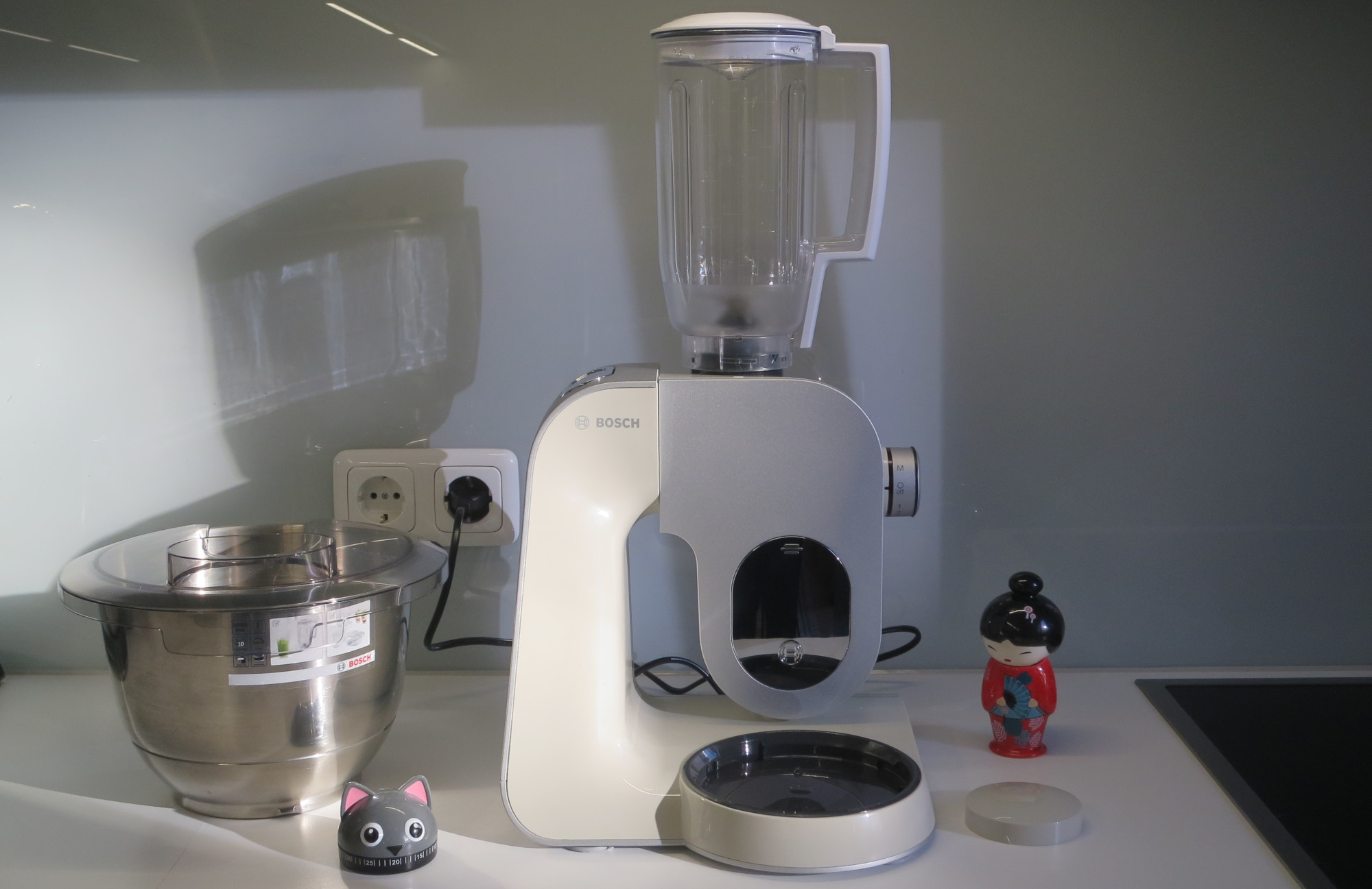 Küchenmaschine Bosch MUM 5 mit Mixbecher