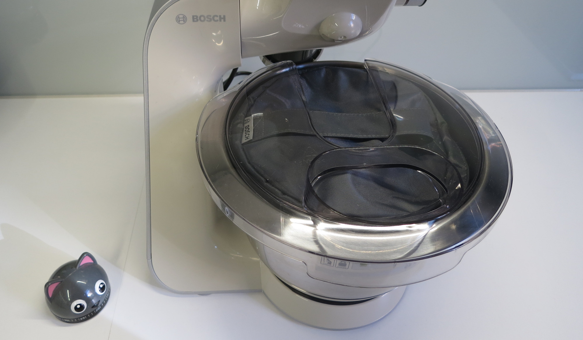 Küchenmaschine Bosch MUM 5 mit Zubehörtasche
