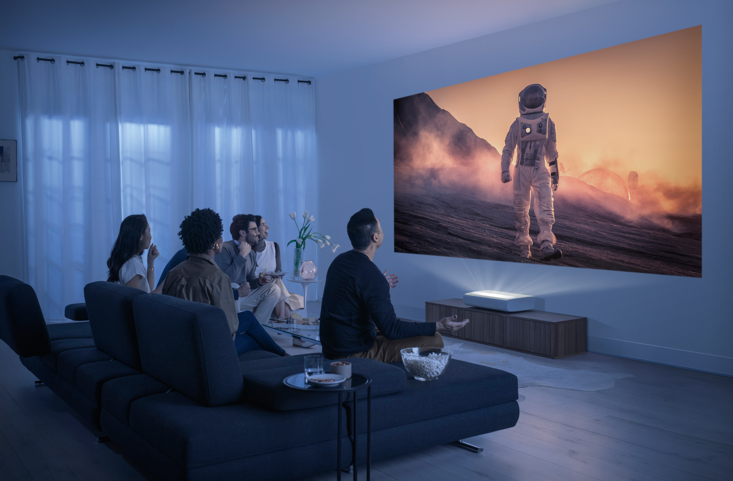 4k projector living room