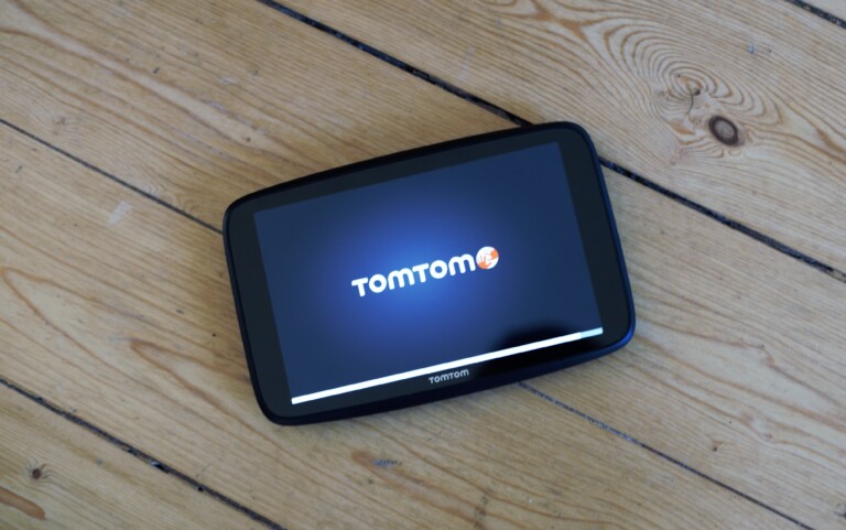 Auch startet das TomTom Go Discover schneller als sein Vorgänger. (Foto: Sven Wernicke)