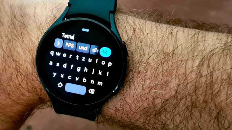 Smartwatch mit Wear OS: So wechselt ihr die Tastatur