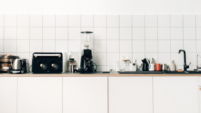 Kleine Küchen: Diese Elektrogeräte müssen rein
