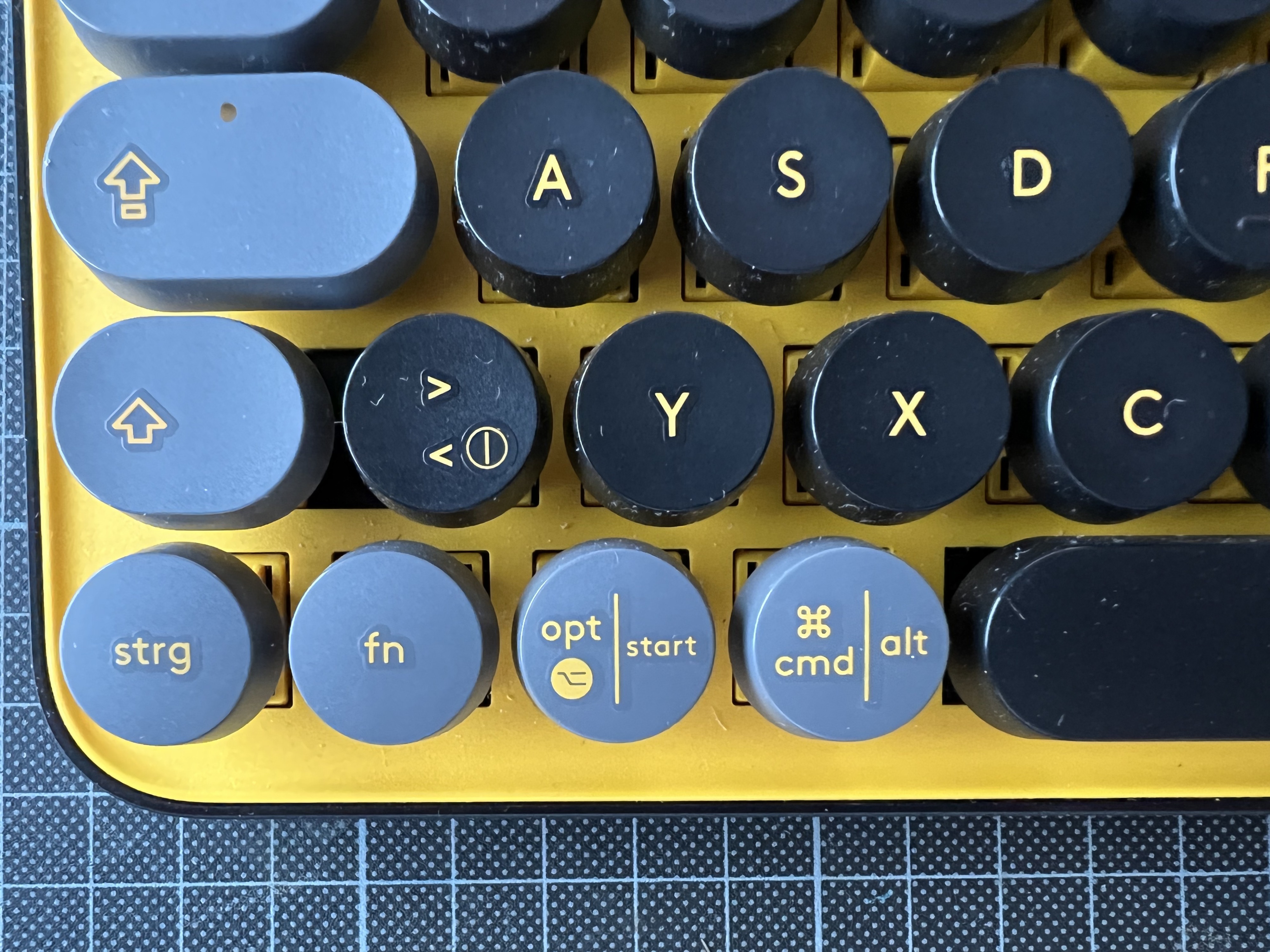 Logitech Pop Keys Tastatur mit störender Fn-Taste
