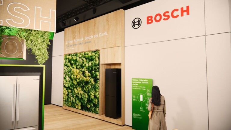 So präsentierte Bosch seinen Eco Fridge auf der IFA 2022. (Foto: Bosch)