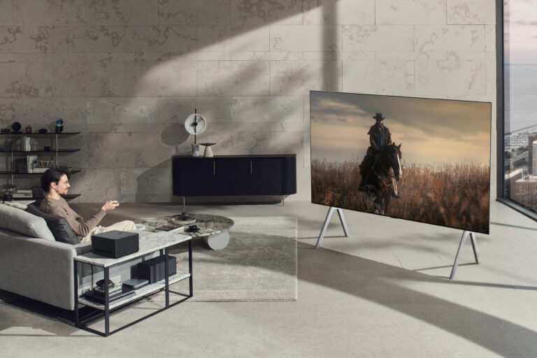 LG Signature OLED TV M3 im Wohnzimmer