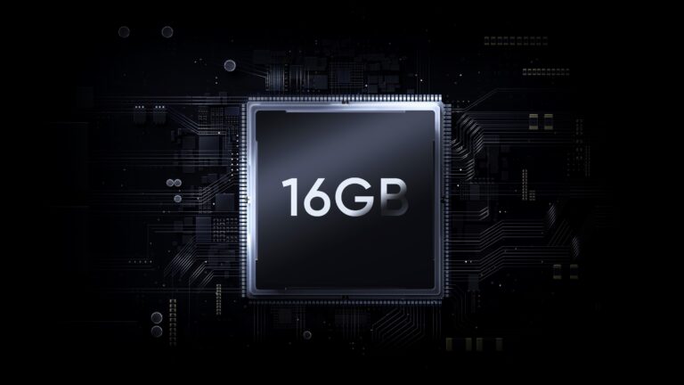 Das Realme GT5 Pro kommt mit bis zu 16 GB RAM und bis zu 1 TB Speicher