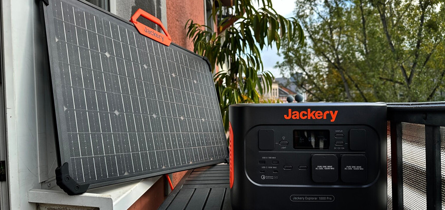 Powerstation und mobiles Solarpanel