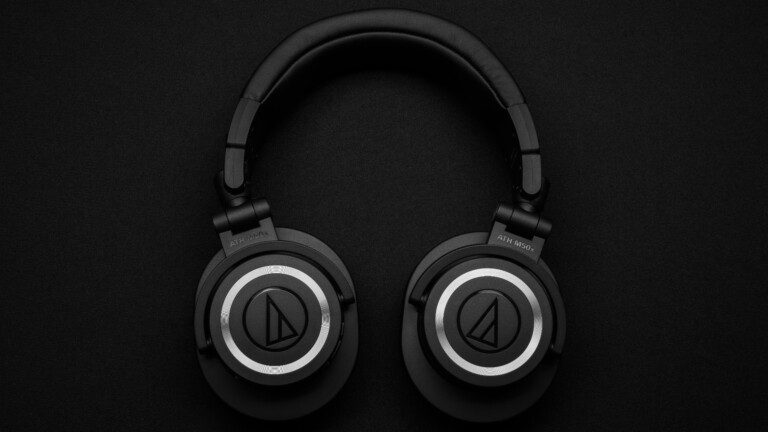 Bluetooth Multipoint erklärt: Ein Kopfhörer, viele Endgeräte