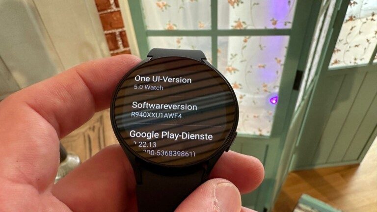 Wear OS 4.0 erhalten auch die älteren Galaxy-Watch-Modelle. (Foto: Jürgen Vielmeier)