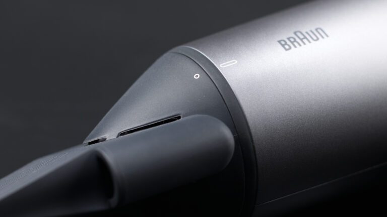 Bajonettverschluss des Braun Hairdryer HD43