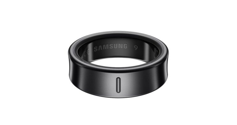 Außenstehende werden kaum erkennen, dass es sich um einen smarten Ring handelt. (Foto: Samsung)